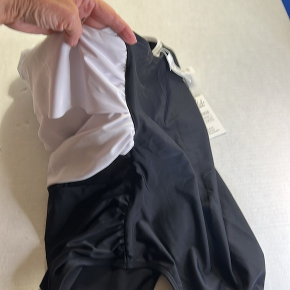 CUPSHE ASYMMETRICAL BLACK WHITE TUMMY CONTOURING ONE PEICE MESH MIDDLE SZ XL - Picture 9 of 16